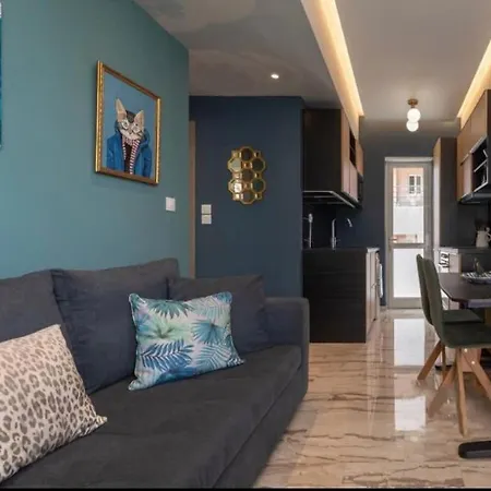 Apartment Artistic In Vibrant Gazi With Large Terrace By Ghh *