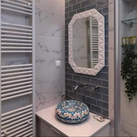 Artistic In Vibrant Gazi With Large Terrace By Ghh Athene